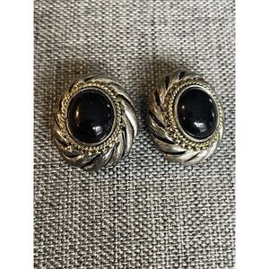 Vintage Womens Gold Silver Tone Black Stone Clip on Retro Earrings Casual Dress